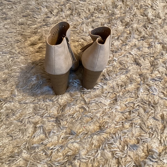 Wedge booties great for fall fairly new in great condition - Picture 2 of 2